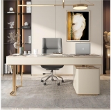 combinación de escritorio y silla de oficina